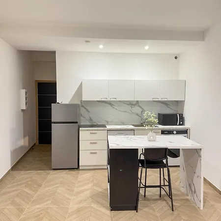 T2 Luxe 100m Port 2toulon Clim Wifi Fibre Smarttv Apartment Toulon