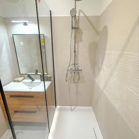 T2 Luxe 100m Port 2toulon Clim Wifi Fibre Smarttv Apartment